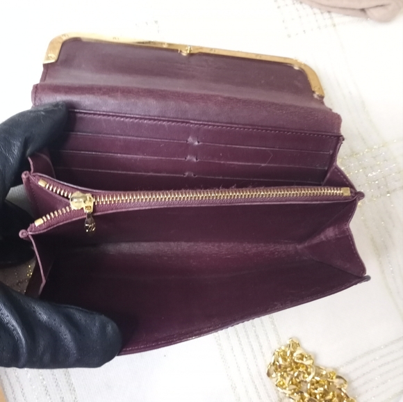 LOUIS VUITTON Rouge Fauviste Monogram Vernis Rossmore Wallet - Picture 11 of 16